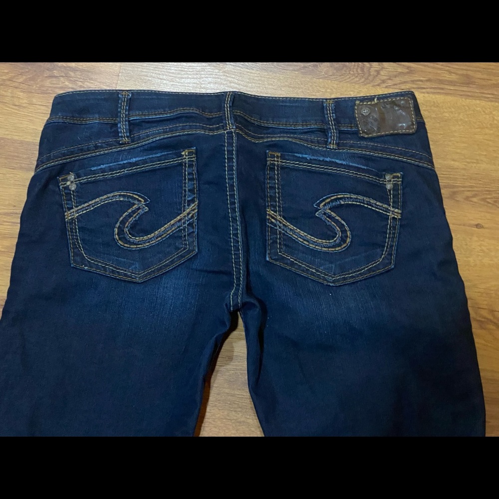 NEW Silver Jeans size 33/33 Camden Rose Bell Jeans
